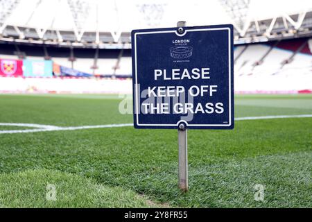London, Großbritannien. Oktober 2024. Vorspiel beim EPL-Spiel West Ham United gegen Ipswich Town im London Stadium, London, UK am 5. Oktober 2024. Quelle: Paul Marriott/Alamy Live News Stockfoto