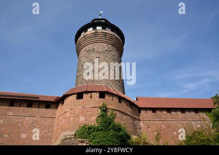 Nürnberg, Bayern, Deutschland – 08.23.2024: Blick auf die KAISERBURG von Westen, in der Stadt Nürnberg (Nürnberg) Stockfoto