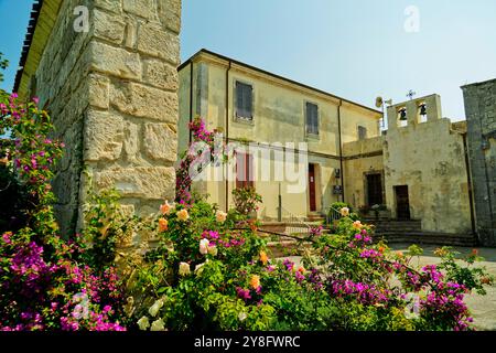 Das antike Dorf Monteleone Rocca Doria, das kleinste Zentrum von Sassari, im Nordwesten Sardiniens, ein eindrucksvolles mittelalterliches Dorf, Italien Stockfoto