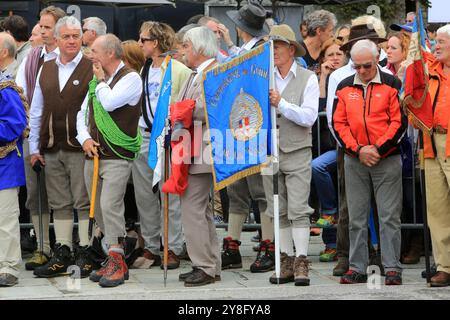 Compagnie des Guides de la Vanoise. Cérémonie pour les 150 ans de la compagnie des Guides de Saint-Gervais. Fête des Guides du Val Montjoie. Anniversa Stockfoto