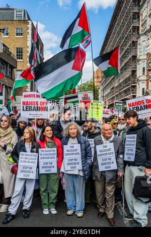 London, Großbritannien. Oktober 2024. Palästina protestiert ein Jahr später und fordert ein „Ende des Völkermords“, einen Waffenstillstand, die Hände vom Libanon ab und stoppt die Bewaffnung Israels. Der Protest wurde von Stop the war, der Palästinensischen Solidaritätskampagne UK und Friends of Al Aqsa und anderen organisiert. Guy Bell/Alamy Live News Stockfoto