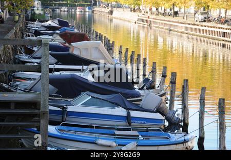 Kopenhagen/Dänemark/05 Oktober 2024/Christianshavn-Kanal am amager isalnd christen in der dänischen Hauptstadt Kopenhagen. Foto. Bilder von Francis Joseph Dean/Dean sind nicht für kommerzielle Zwecke bestimmt Stockfoto