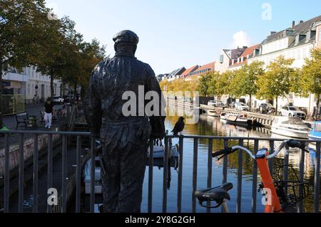 Kopenhagen/Dänemark/05 Oktober 2024/Christianshavn-Kanal am amager isalnd christen in der dänischen Hauptstadt Kopenhagen. Foto. Bilder von Francis Joseph Dean/Dean sind nicht für kommerzielle Zwecke bestimmt Stockfoto