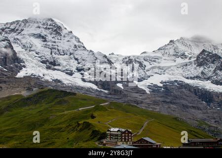 Atemberaubender Blick auf Eiger's Nordwand und Grindelwald Tal von kleine Scheidegg, Grindelwald, Kanton Bern, Schweiz Stockfoto