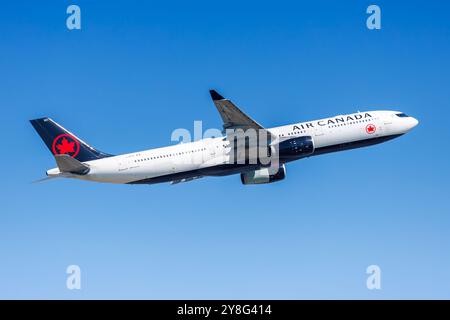 Frankfurt, Deutschland - 14. Mai 2024: Air Canada Airbus A330-300 am Flughafen Frankfurt (FRA). Stockfoto