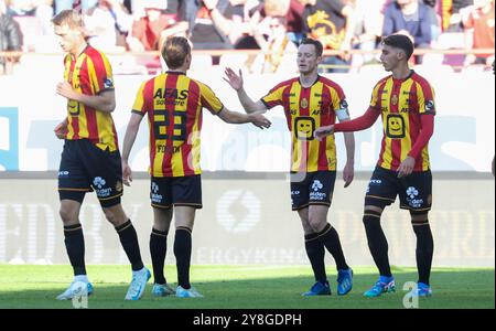 Mechelen, Belgien. Oktober 2024. Mechelens Rob Schoofs feiert nach einem Torschuss während eines Fußballspiels zwischen KV Mechelen und Oud-Heverlee Leuven am Samstag, den 5. Oktober 2024 in Mechelen, am 10. Tag der Saison 2024-2025 der ersten Liga der „Jupiler Pro League“ der belgischen Meisterschaft. BELGA PHOTO VIRGINIE LEFOUR Credit: Belga News Agency/Alamy Live News Stockfoto