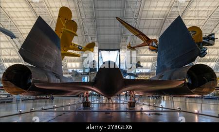 Rückansicht des Lockheed SR-71 Blackbird im Steven F. Udvar-Hazy Center im National Air and Space Museum in Chantilly, Virginia. Stockfoto