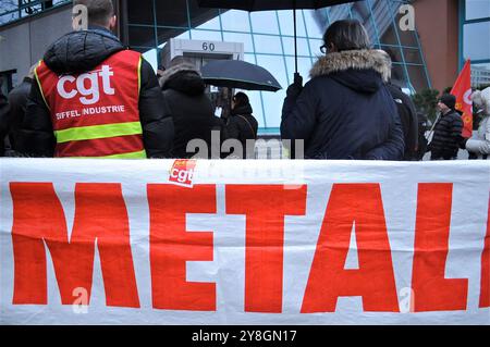 Demonstration der Arbeiter von CGT-Metallurgen im MEDEF-Hauptquartier in Lyon, Frankreich Stockfoto