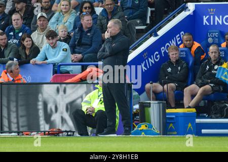 Leicester, Großbritannien. Oktober 2024. Leicester City Manager Steve Cooper am 5. Oktober 2024 während des Spiels Leicester City FC gegen Bournemouth FC English Premier League im King Power Stadium, Leicester, England, Großbritannien Credit: Every Second Media/Alamy Live News Stockfoto