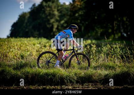 Leuven, Belgien. Oktober 2024. Die belgische Lotte Kopecky wurde während des Frauen-Elite-Rennens bei der UCI-Weltmeisterschaft im Gravel am Samstag, den 5. Oktober 2024, in Leuven im Einsatz gezeigt. BELGA FOTO JASPER JACOBS Credit: Belga News Agency/Alamy Live News Stockfoto