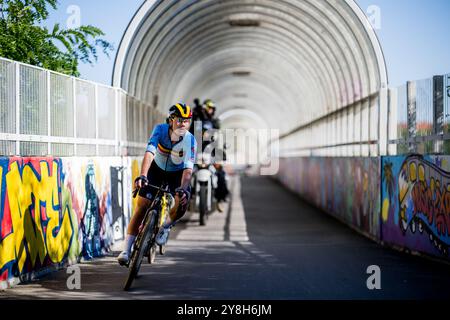 Leuven, Belgien. Oktober 2024. Die belgische Lotte Kopecky wurde während des Frauen-Elite-Rennens bei der UCI-Weltmeisterschaft im Gravel am Samstag, den 5. Oktober 2024, in Leuven im Einsatz gezeigt. BELGA FOTO JASPER JACOBS Credit: Belga News Agency/Alamy Live News Stockfoto