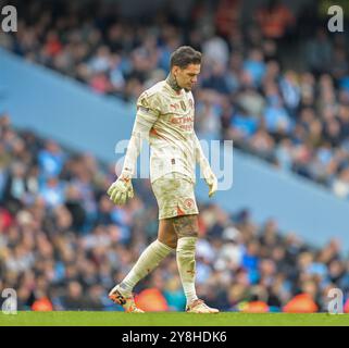 Etihad Stadium, Manchester, Großbritannien. Oktober 2024. Premier League Football, Manchester City gegen Fulham; Ederson von Manchester City Credit: Action Plus Sports/Alamy Live News Stockfoto