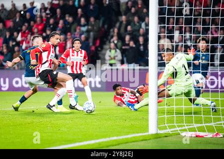 Eindoven, Niederlande. Oktober 2024. Eindhoven - während der acht Wettkampfrunde der Eredivisie Saison 2024/2025. Das Spiel findet am 5. Oktober 2024 im Philips Stadion in Eindhoven, Niederlande, zwischen PSV und Sparta Rotterdam statt. (VK Sportphoto/Yannick Verhoeven) Credit: Yannick Verhoeven/Alamy Live News Stockfoto