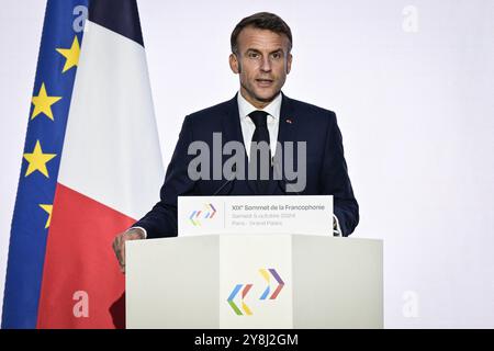 Paris, Frankreich. Oktober 2024. Der französische Präsident Emmanuel Macron spricht während einer Pressekonferenz am Ende des XIX. Francophonie-Gipfels am 5. Oktober 2024 im Grand Palais in Paris. Foto: Firas Abdullah/ABACAPRESS. COM Credit: Abaca Press/Alamy Live News Stockfoto