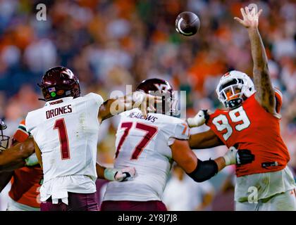 27. SEPTEMBER 2024: Miami Hurricanes und Virginia Tech im Hard Rock Stadium, Miami Gardens, Florida, Foto: Chris Arjoon/American Presswire Stockfoto