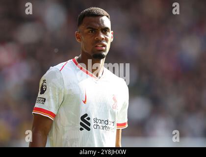 London, Großbritannien. Oktober 2024. Ryan Gravenberch aus Liverpool während des Premier League-Spiels im Selhurst Park, London. Der Bildnachweis sollte lauten: Paul Terry/Sportimage Credit: Sportimage Ltd/Alamy Live News Stockfoto
