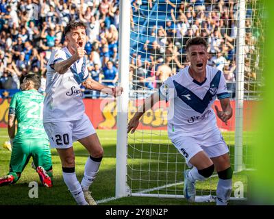 Buenos Aires, Argentinien. Oktober 2024. Der Verein Atlético Velez Sarsfield besiegte Racing Club de Avellaneda 1-0 in einer neuen Saison der Afa Argentine Professional Football League. Das Team Liniers (Buenos Aires) führt die AFA-Nationalmannschaft an. Das Tor wurde von Braian Romero NUR REDAKTIONELLER VERWENDUNG erzielt | @FACAMORALES Credit: Facundo Morales/Alamy Live News Stockfoto