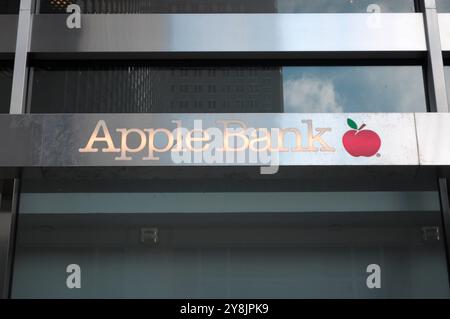 New York, Usa. Oktober 2024. Eine Apple Bank ist in Manhattan, New York City, zu sehen. (Foto: Jimin Kim/SOPA Images/SIPA USA) Credit: SIPA USA/Alamy Live News Stockfoto