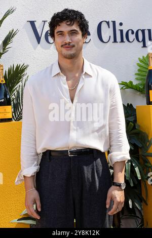 Los Angeles, USA. Oktober 2024. Charles Melton besucht am 5. Oktober 2024 den Veuve Clicquot Polo Classic im will Rogers State Historic Park in Los Angeles, KALIFORNIEN. (Foto: Corine Solberg/SIPA USA) Credit: SIPA USA/Alamy Live News Stockfoto