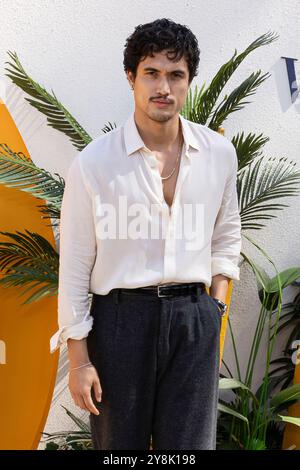 Los Angeles, USA. Oktober 2024. Charles Melton besucht am 5. Oktober 2024 den Veuve Clicquot Polo Classic im will Rogers State Historic Park in Los Angeles, KALIFORNIEN. (Foto: Corine Solberg/SIPA USA) Credit: SIPA USA/Alamy Live News Stockfoto