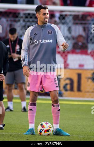 Toronto, Ontario, Kanada. Oktober 2024. Sergio Busquets Platz 5 beim MLS-Spiel zwischen Toronto FC und Inter Miami CF im BMO Field in Toronto. Das Spiel endete 0-1 für Inter Miami CF. (Kreditbild: © Angel Marchini/ZUMA Press Wire) NUR REDAKTIONELLE VERWENDUNG! Nicht für kommerzielle ZWECKE! Quelle: ZUMA Press, Inc./Alamy Live News Stockfoto