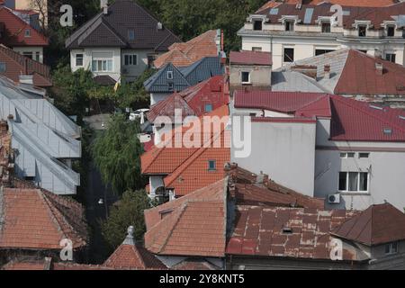 Bukarest, Rumänien - 13. September 2024: Luftblick über Bukarest an einem sonnigen Herbsttag. Stockfoto
