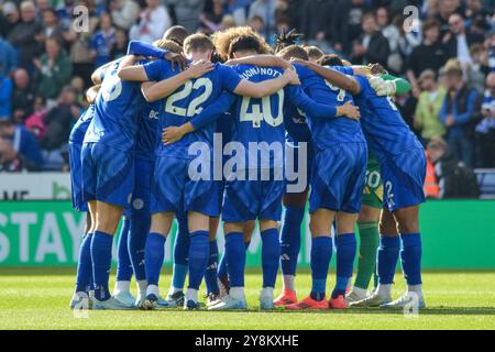 Leicester, Großbritannien. Oktober 2024. Am 5. Oktober 2024 versammelte sich das Team von Leicester City FC gegen Bournemouth FC English Premier League im King Power Stadium, Leicester, England, Großbritannien. Credit: Every Second Media/Alamy Live News Stockfoto