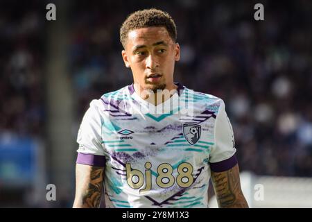 Leicester, Großbritannien. Oktober 2024. AFC Bournemouth Mittelfeldspieler Marcus Tavernier (16) während des Spiels Leicester City FC gegen Bournemouth FC English Premier League im King Power Stadium, Leicester, England, Großbritannien am 5. Oktober 2024 Credit: Every Second Media/Alamy Live News Stockfoto