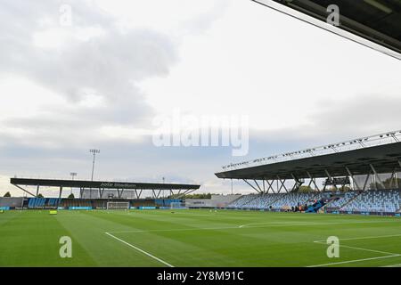 Manchester, Großbritannien. Oktober 2024. Eine allgemeine Ansicht des Joie Stadions vor dem Barclays Women's Super League Match Manchester City Women vs West Ham United Women im Joie Stadium, Manchester, Vereinigtes Königreich, 6. Oktober 2024 (Foto: Cody Froggatt/News Images) in Manchester, Vereinigtes Königreich am 6. Oktober 2024. (Foto: Cody Froggatt/News Images/SIPA USA) Credit: SIPA USA/Alamy Live News Stockfoto