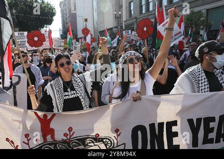 Los Angeles, USA. Oktober 2024. Pro-palästinensische Demonstranten versammeln sich am 5. Oktober 2024 auf dem Pershing Square im Zentrum von Los Angeles, Kalifornien. Quelle: Qiu Chen/Xinhua/Alamy Live News Stockfoto