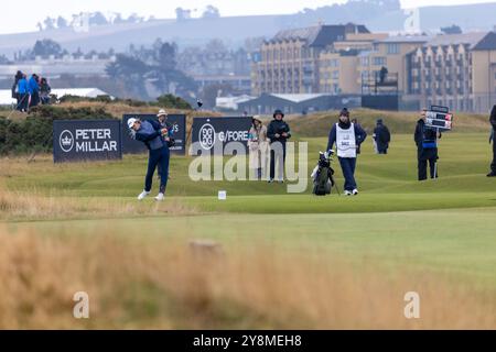 Alfred Dunhill Links Championships 2024. Der Alte Kurs. St. Andrews. Fife, Großbritannien. Oktober 2024. Tag 4 der ehemalige Fußballspieler Gareth Bale fährt am vierten Tag der Meisterschaft im dritten Loch (Foto: David Mollison/Alamy Live News Stockfoto