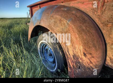 Vintage Bauernhof LKW Saskatchewan Kanada verwittert und alt Stockfoto