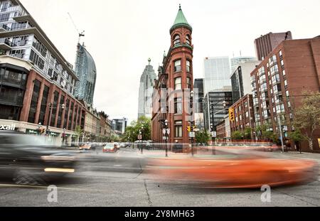 Flat Iron Building Toronto Front und Church Street Stockfoto