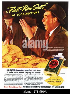 1938 Lucky Strike Zigaretten Werbung mit Auktionator Otis Rucker Stockfoto