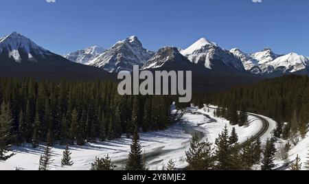 Lake Louise Rocky Mountains Zug Titel Morants Kurve Kanada Stockfoto