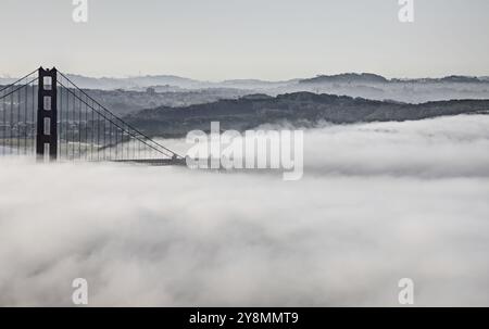 Nebel Golden Gate Bridge San Francisco USA Kalifornien Stockfoto