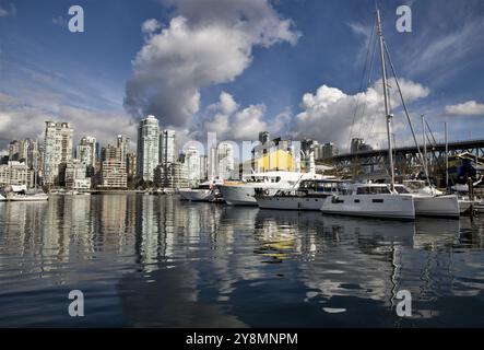 Skyline von Vancouver Kanada Dwntown Westend Granville Island Stockfoto