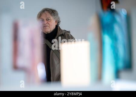 Novy Bor, Tschechische Republik. Oktober 2024. Ausstellung des XV. Internationalen Glassymposiums (IGS) in Novy Bor, Tschechische Republik, 5. Oktober 2024. Quelle: Radek Petrasek/CTK Photo/Alamy Live News Stockfoto