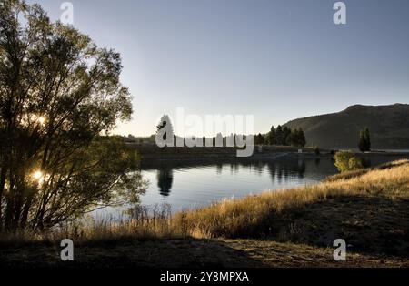 Lake Tekapo New Zealand Abendlicht auf dem See Stockfoto