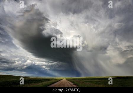 Storm clouds Kanada Warnung ominösen Himmel Saskatchewan Stockfoto