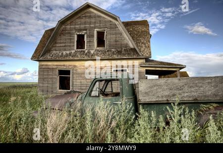 Vintage Bauernhof LKW Saskatchewan Kanada verwittert und alt Stockfoto