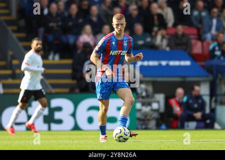 London, Großbritannien. Oktober 2024. Adam Wharton von Crystal Palace während des Spiels Crystal Palace FC gegen Liverpool FC English Premier League im Selhurst Park, London, England, Vereinigtes Königreich am 5. Oktober 2024 Credit: Every Second Media/Alamy Live News Stockfoto