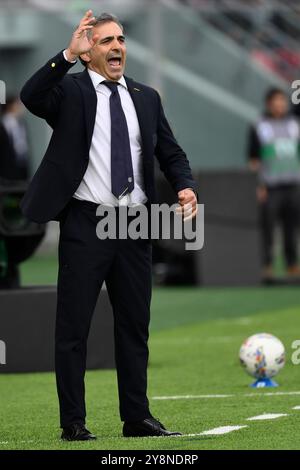 Bologna, Italien. Oktober 2024. Fabio Pecchia, Cheftrainer von Parma Calcio, reagierte während des Fußballspiels der Serie A zwischen Bologna FC und Parma Calcio im Renato Dall’Ara Stadion in Bologna (Italien) am 6. Oktober 2024. Quelle: Insidefoto di andrea staccioli/Alamy Live News Stockfoto