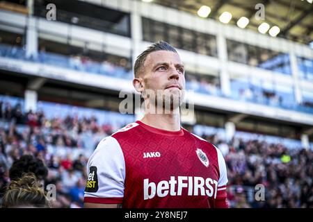 Antwerpen, Belgien. Oktober 2024. Toby Alderweireld aus Antwerpen, dargestellt am Beginn eines Fußballspiels zwischen Royal Antwerp FC und Cercle Brugge, Sonntag, den 6. Oktober 2024 in Antwerpen, am 10. Tag der Saison 2024-2025 der ersten Liga der „Jupiler Pro League“ der belgischen Meisterschaft. BELGA FOTO TOM GOYVAERTS Credit: Belga Nachrichtenagentur/Alamy Live News Stockfoto