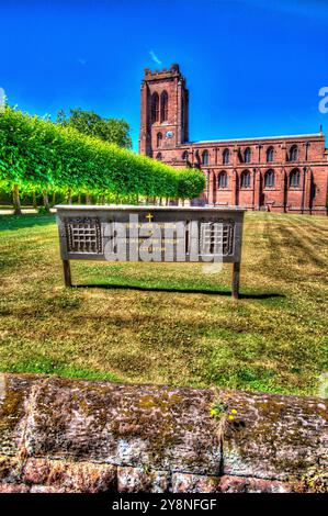 Das Dorf Eccleston, England. Künstlerische Ansicht des späten 19. Jahrhunderts George Frederick Bodley entwarf die St. Mary’s Church. Stockfoto