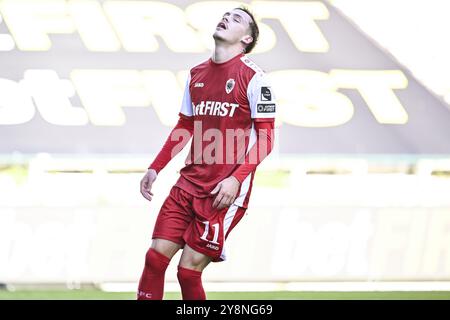 Antwerpen, Belgien. Oktober 2024. Der Antwerpener Jacob Ondrejka reagiert auf ein Fußballspiel zwischen Royal Antwerp FC und Cercle Brugge am Sonntag, den 6. Oktober 2024 in Antwerpen, am 10. Tag der Saison 2024-2025 der ersten Liga der „Jupiler Pro League“ der belgischen Meisterschaft. BELGA FOTO TOM GOYVAERTS Credit: Belga Nachrichtenagentur/Alamy Live News Stockfoto