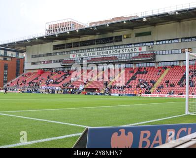 Gaughan Group Stadium, Leyton, London, Großbritannien. Oktober 2024. Gaughan Group Stadium vor dem Spiel der Barclays Women's Super League zwischen Tottenham Hotspur und Liverpool am Sonntag, den 6. Oktober 2024, im Gaughan Group Stadium, Leyton, London, England. (Claire Jeffrey/SPP) Credit: SPP Sport Press Photo. /Alamy Live News Stockfoto