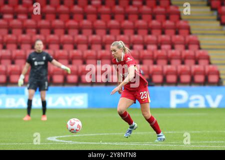 Brisbane Road, London, Großbritannien. Oktober 2024. Frauen Super League Football, Tottenham Hotspur gegen Liverpool; Gemma Bonner of Liverpool Credit: Action Plus Sports/Alamy Live News Stockfoto