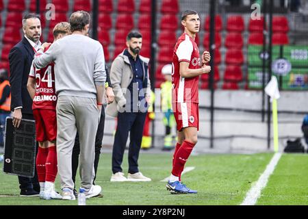 Antwerpen, Belgien. Oktober 2024. Rosen Bozhinov aus Antwerpen wurde während eines Fußballspiels zwischen Royal Antwerp FC und Cercle Brugge am Sonntag, den 6. Oktober 2024 in Antwerpen, am 10. Tag der Saison 2024-2025 der ersten Liga der „Jupiler Pro League“ der belgischen Meisterschaft, dargestellt. BELGA FOTO TOM GOYVAERTS Credit: Belga Nachrichtenagentur/Alamy Live News Stockfoto