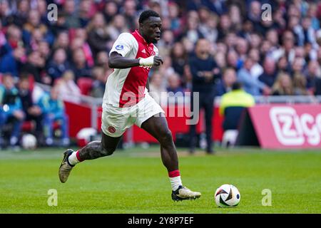 Amsterdam, Niederlande. Oktober 2024. AMSTERDAM, NIEDERLANDE - 6. OKTOBER: Brian Brobbey vom AFC Ajax dribbelt während des niederländischen Eredivisie-Spiels zwischen AFC Ajax und FC Groningen in der Johan Cruijff Arena am 6. Oktober 2024 in Amsterdam. (Foto von Andre Weening/Orange Pictures) Credit: Orange Pics BV/Alamy Live News Stockfoto